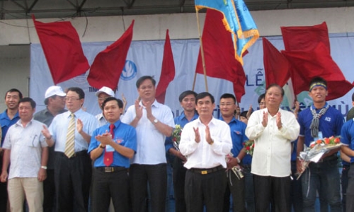 TP.Hồ Chí Minh: Phát động phong trào mỗi khu phố, ấp, đơn vị xây ít nhất một nhà tình thương giúp người nghèo